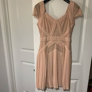 BCBGMaxAzria bare pink dress. Size 0